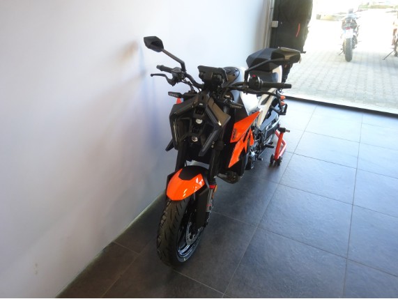 KTM 990 DUKE