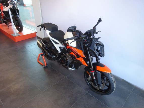 KTM 990 DUKE