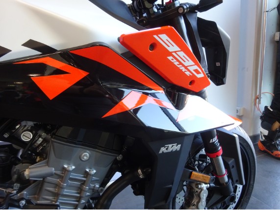 KTM 990 DUKE