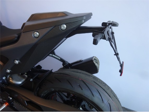 KTM 990 DUKE Carbon Umbau, VBKTV9400RM998104