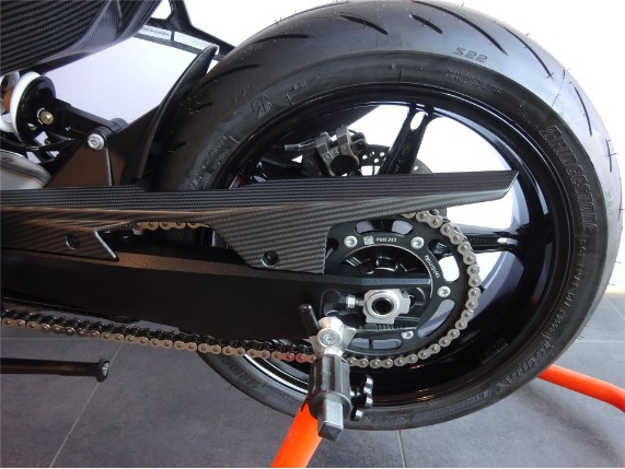 KTM 990 DUKE Carbon Umbau, VBKTV9400RM998104