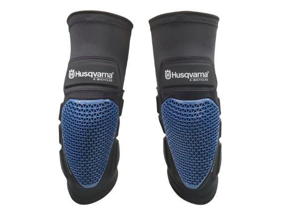Media-PIM-1003123032-PHO-EMOB-PW-PERS-VS-123849-3HB23003360X-PATHFINDER-AIRFLEX-PRO-KNEE-PROTECTOR-SALL-AWSG-V1