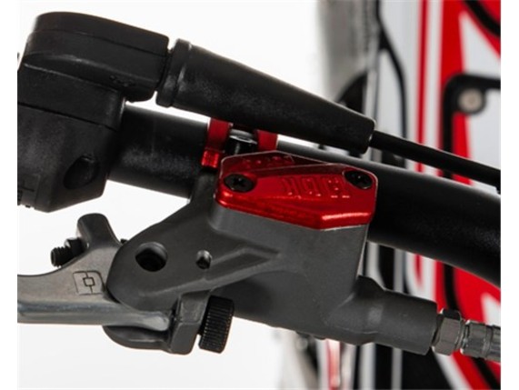 pho_gg_pp_mon_bt61010ct_cjd_1_brake_cylinder_reservoir_cover_png__sall__awsg__v1