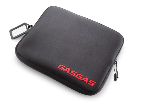 pho_gg_pw_90_vs_3gg220059400_gg_notpadcase_front__sall__awsg__v1