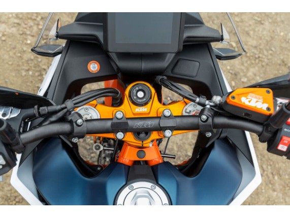 pho_pp_mon_652309_my25_ktm_890_adventure_r___details_ktm_890_adventure_r__sall__awsg__v1