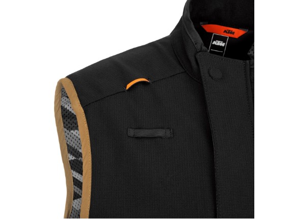 pho_pw_pers_vs_647853_3pw25000720x_racetech_vest_detail_1_offroad_equipment__sall__awsg__v1