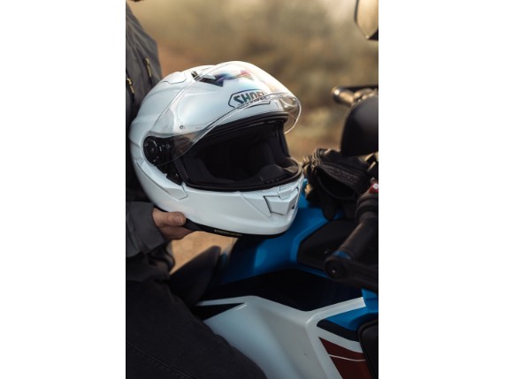 Shoei_GT-Air_small__O3A9713