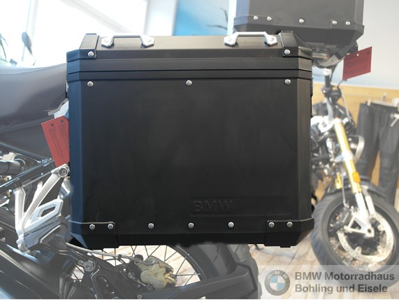 Aluminiumkoffer schwarz links