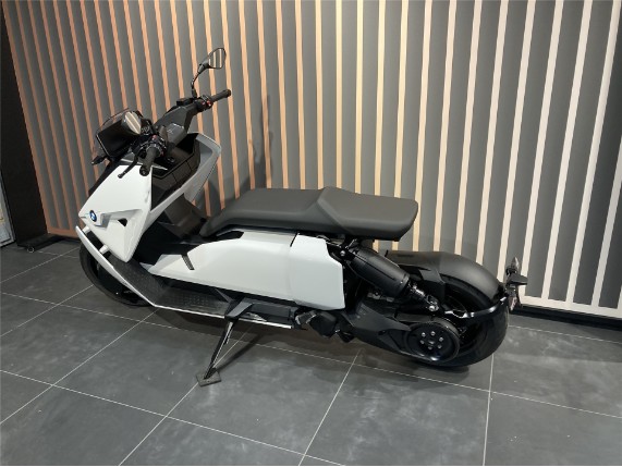 BMW CE 04, 0445083
