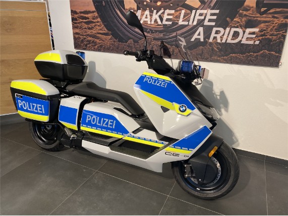 BMW CE 04 Polizei, WB10C5106N6F88980
