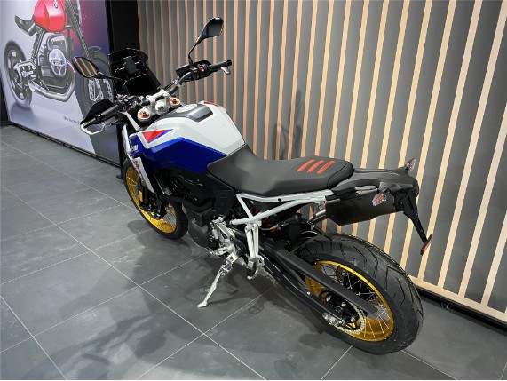 BMW F 900 GS, 0444951