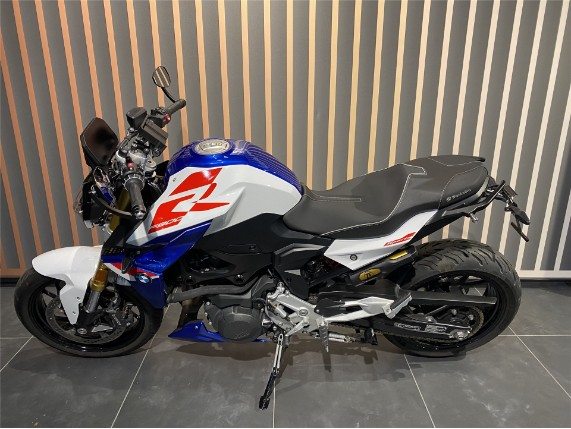 BMW F 900 R, 0444085