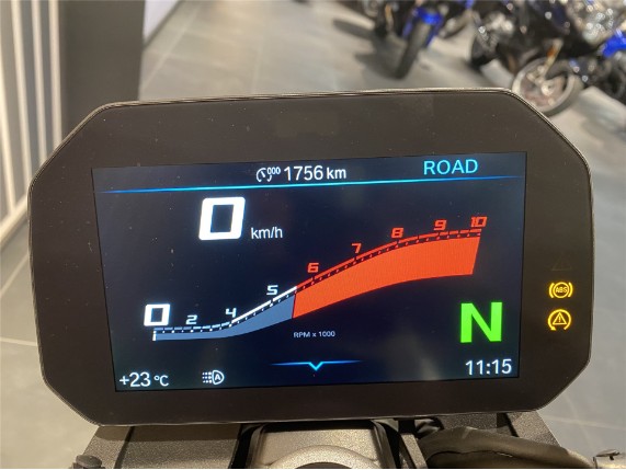BMW F 900 R, 0444954