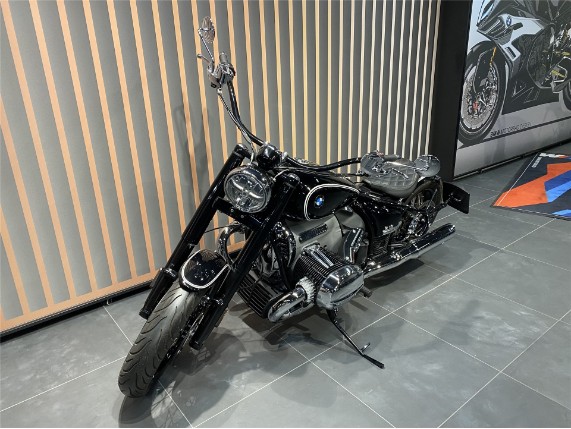 BMW R 18 BOBBER/BEACH BAR, 0441150