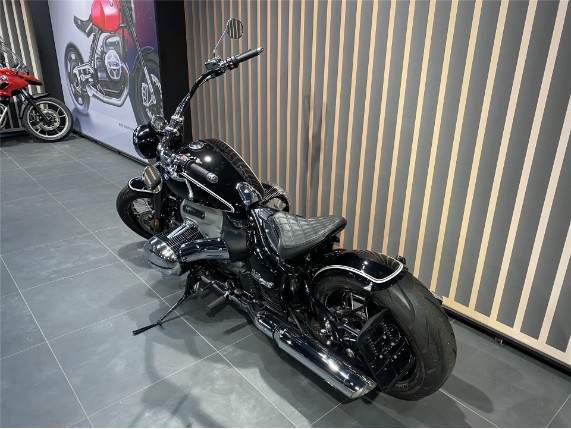 BMW R 18 BOBBER/BEACH BAR, 0441150
