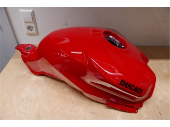 Kraftstofftank für Streetfighter V2 Bj. 2022-2024, Ducati Red