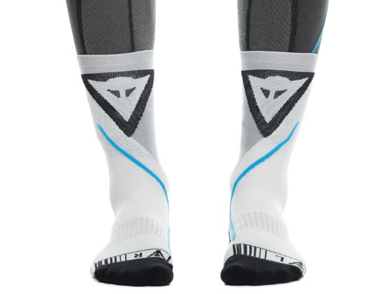 dry-mid-socks-black-blue1