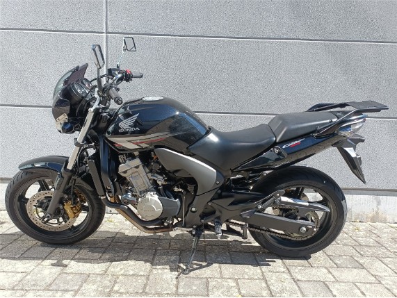 HONDA CBF 600 NA8 ED, 0025732