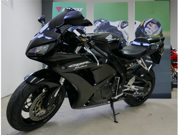 HONDA CBR 1000 RR FIREBLADE SC57, 0029751