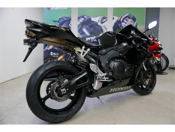 HONDA CBR 1000 RR FIREBLADE SC57, 0029751