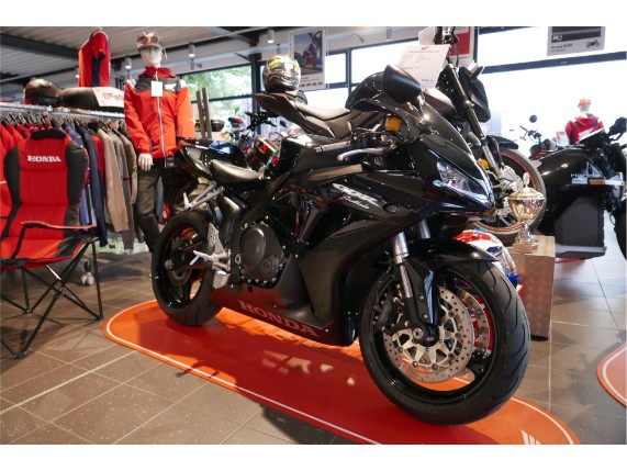 HONDA CBR 1000 RR FIREBLADE SC57, 0029751