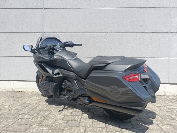HONDA GL 1800 GOLD WING BAGGER DCT, 0028005