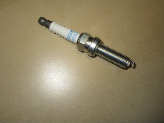 1D001003, Zündkerze LMAR-8EI7  Medley 125