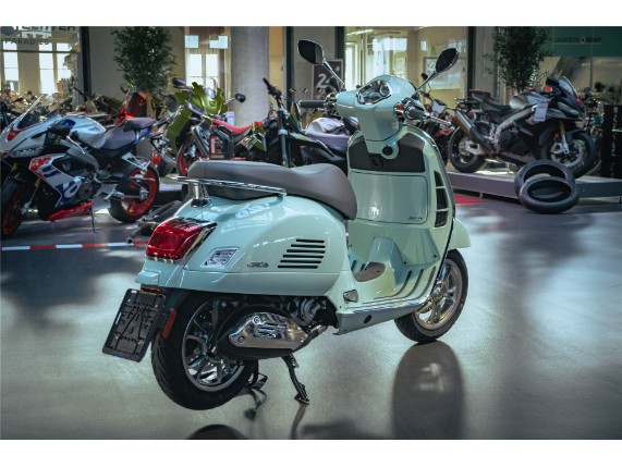 VESPA GTS 300 RST HPE E5, ZAPMD310300001793