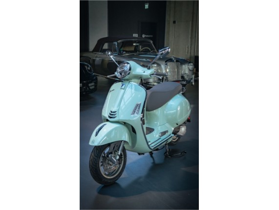 VESPA GTS 300 RST HPE E5, ZAPMD310300001793