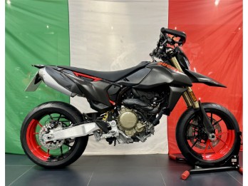 Hypermotard 698 RVE Carbon