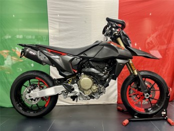 Hypermotard 698 RVE Carbon