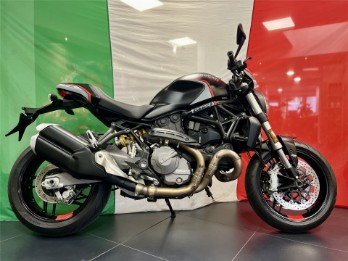 Monster 821 Stealth