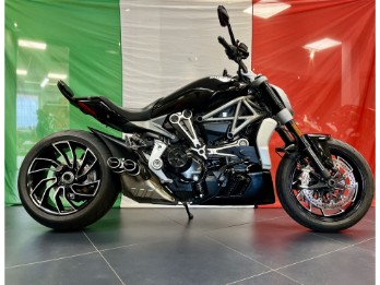 X Diavel S