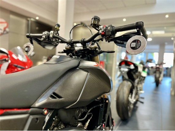 Ducati Hypermotard 698 RVE Carbon, 0008242