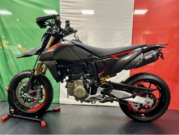 Ducati Hypermotard 698 RVE Carbon, 0008242