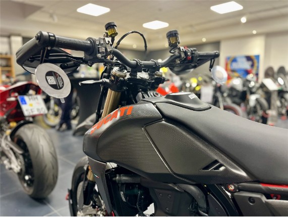 Ducati Hypermotard 698 RVE Carbon, 0008242