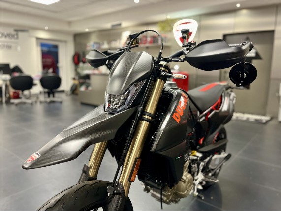 Ducati Hypermotard 698 RVE Carbon, 0008242