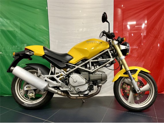 DUCATI MONSTER 600, 0004630