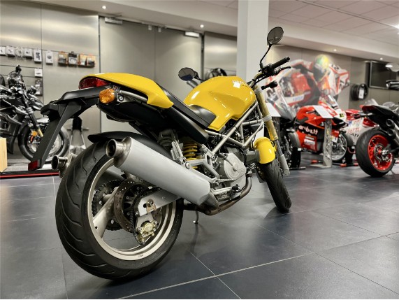 DUCATI MONSTER 600, 0004630
