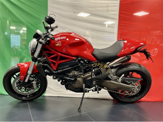 Ducati Monster 821, 0008376
