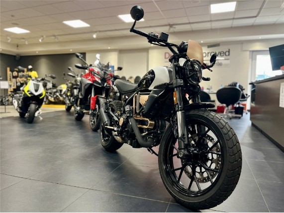 Ducati Scrambler 10° Annivers