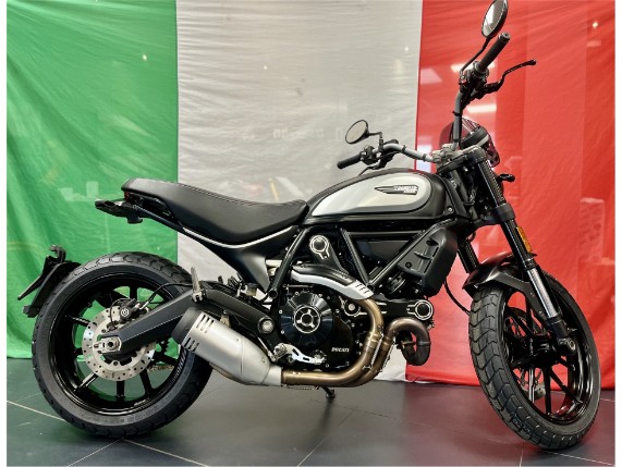 Ducati Scrambler 800 Icon Dark, 0006135