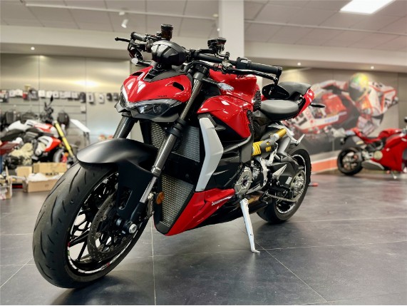 Ducati Streetfighter V2, 0007748