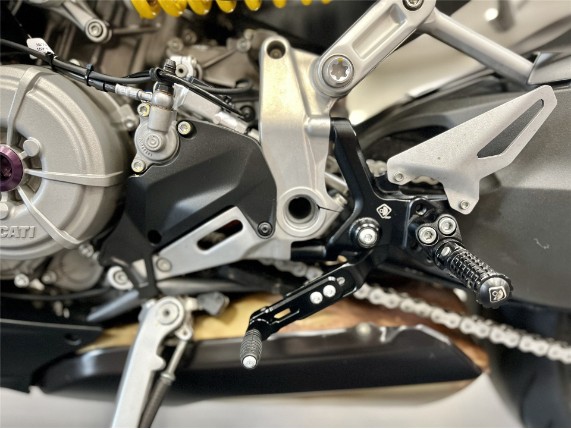 Ducati Streetfighter V2, 0007748