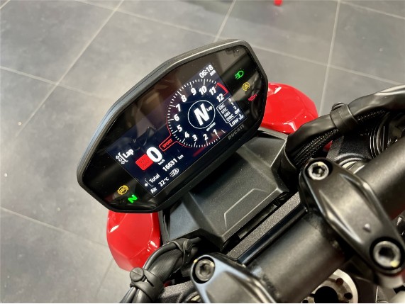 Ducati Streetfighter V2, 0007748