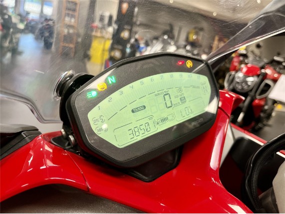Ducati Supersport, 0008070