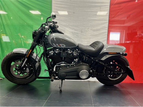 HARLEY DAVIDSON Fat Bob, 0008576