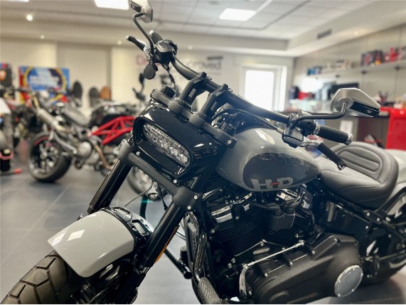 HARLEY DAVIDSON Fat Bob, 0008576
