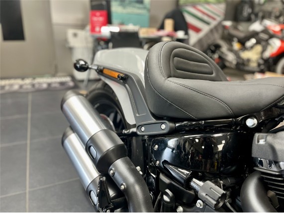 HARLEY DAVIDSON Fat Bob, 0008576