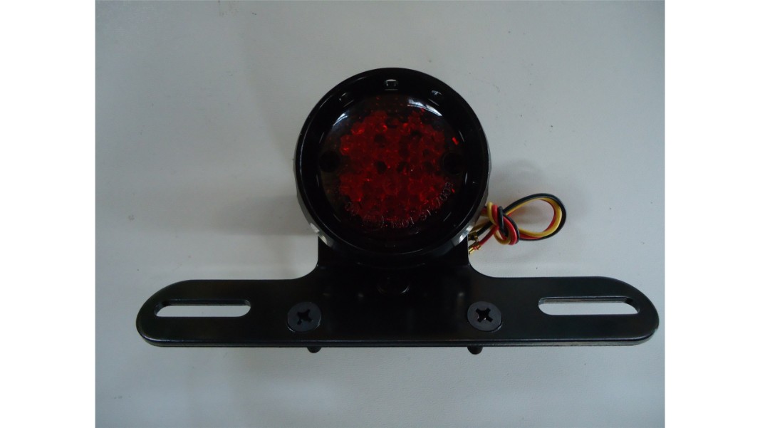 284334, LED-Rücklicht "CNC" mit Halter, rot